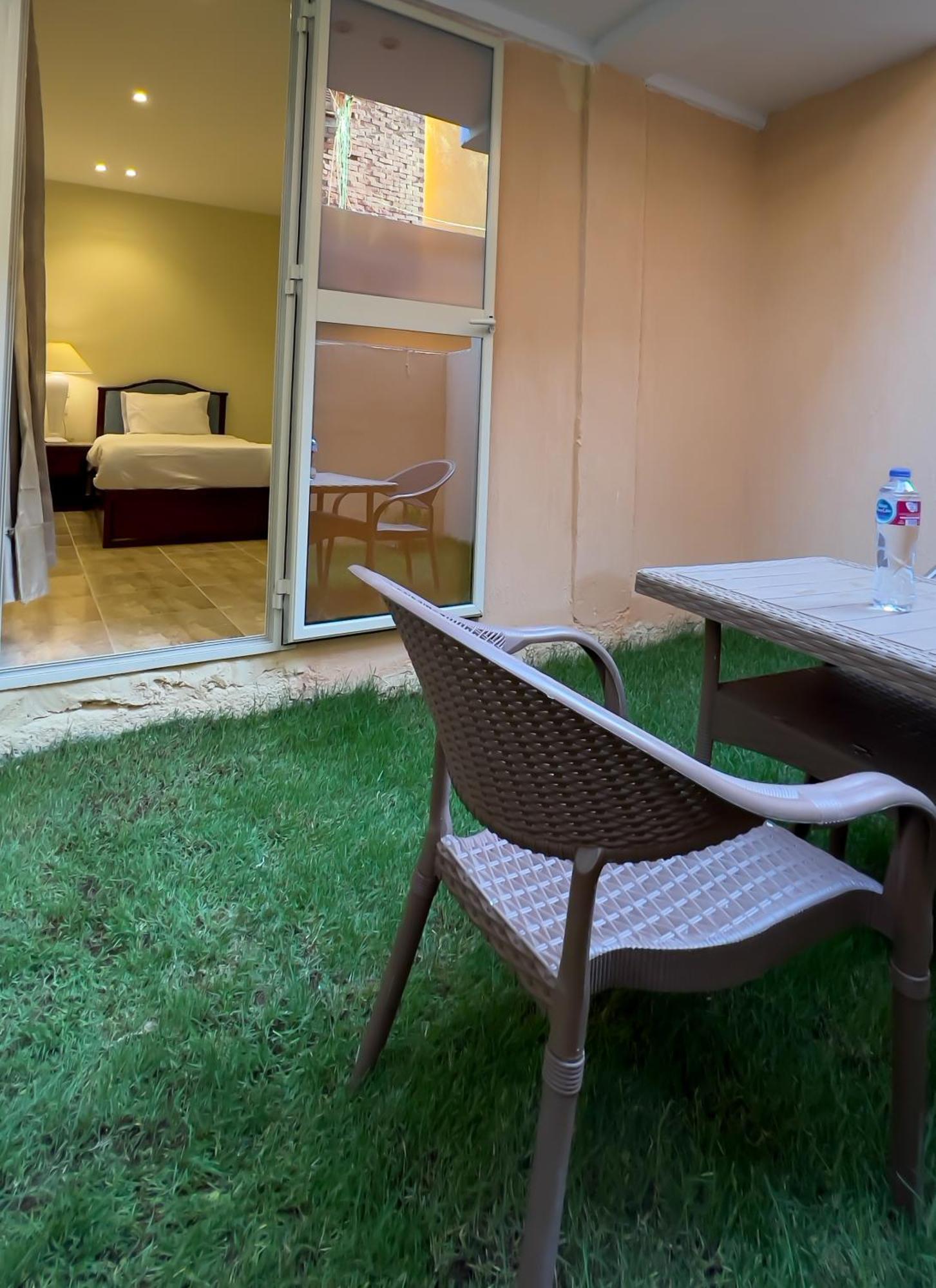 Pyramids Glory Inn Kafret el-Gabal Exterior photo